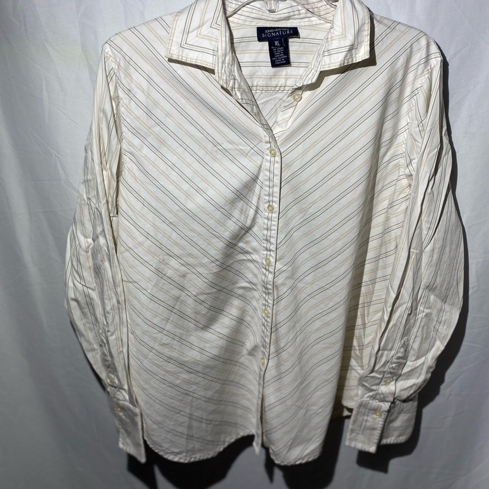 Jones New York women’s button down
